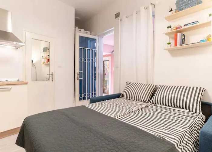 Fish4Wish Cozy Studio - Old Town Rovinj, Walk To Beach *